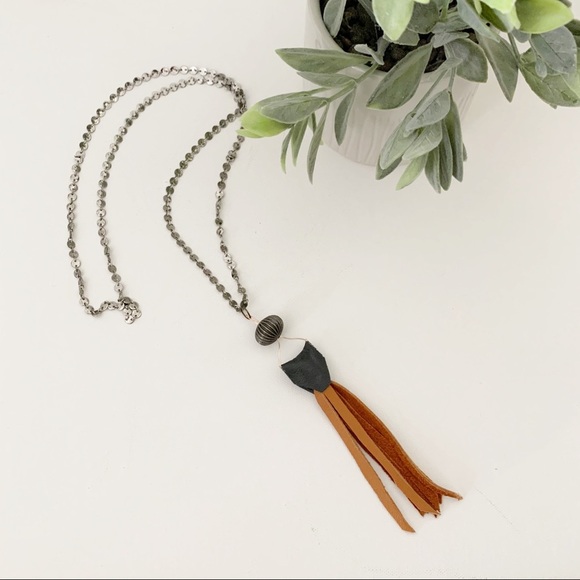 JEWELEDART BoHo Fringe Leather Necklace - Picture 1 of 6